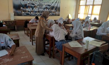 IMPLEMENTASI MODEL PROBLEM BASED LEARNING PADA MATERI FUNGSI KOMPOSISI MATA PELAJARAN MATEMATIKA DI KELAS XI-2 SMA NEGERI 3 BANJAR, TAHUN AJARAN 2022/2023.